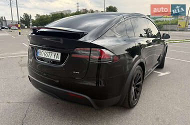 Позашляховик / Кросовер Tesla Model X 2022 в 