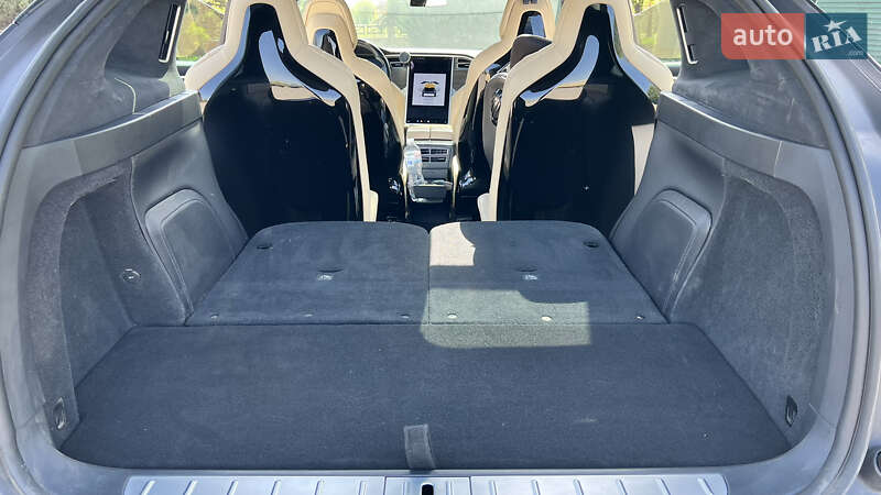 Позашляховик / Кросовер Tesla Model X 2016 в Харкові фото 14 Позашляховик / Кросовер Tesla Model X 2016 в Харкові