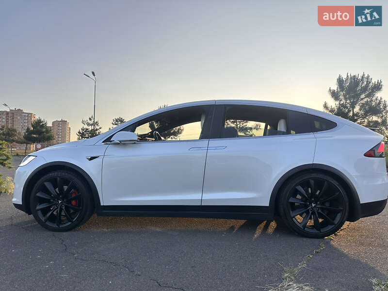 Позашляховик / Кросовер Tesla Model X 2018 в Одесі