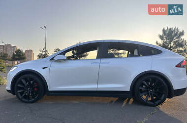 Позашляховик / Кросовер Tesla Model X 2018 в 