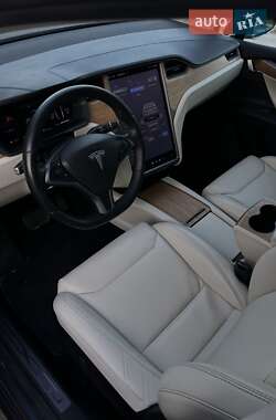 Внедорожник / Кроссовер Tesla Model X 2019 в 