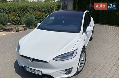 Внедорожник / Кроссовер Tesla Model X 2017 в 