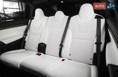 Внедорожник / Кроссовер Tesla Model X 2023 в 