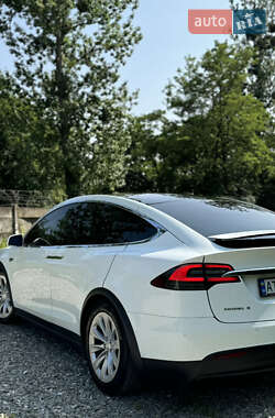 Внедорожник / Кроссовер Tesla Model X 2016 в 