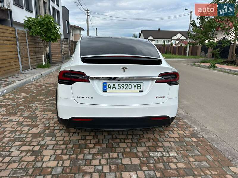 Позашляховик / Кросовер Tesla Model X 2018 в Києві