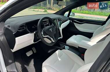 Позашляховик / Кросовер Tesla Model X 2018 в 