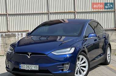 Позашляховик / Кросовер Tesla Model X 2017 в 