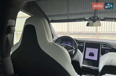 Позашляховик / Кросовер Tesla Model X 2017 в 