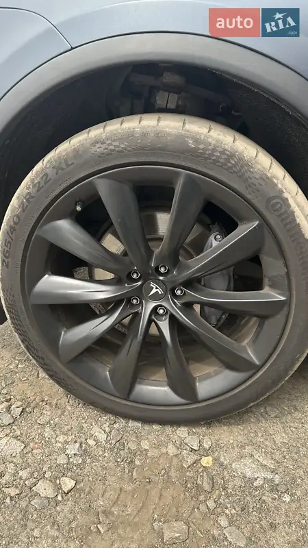Внедорожник / Кроссовер Tesla Model X 2018 в 