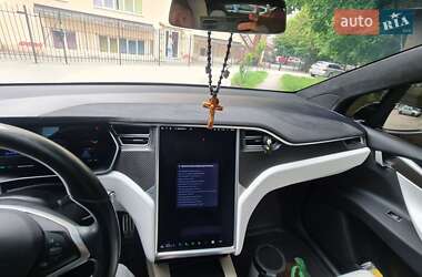 Внедорожник / Кроссовер Tesla Model X 2017 в 