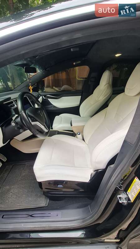 Позашляховик / Кросовер Tesla Model X 2017 в Одесі