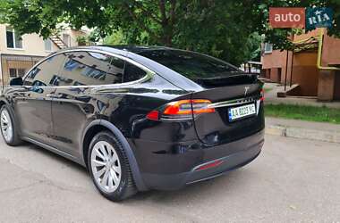 Внедорожник / Кроссовер Tesla Model X 2017 в 