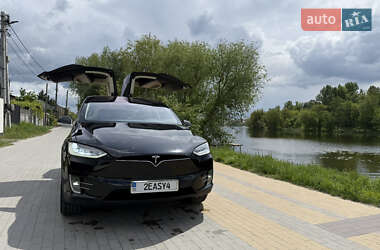 Внедорожник / Кроссовер Tesla Model X 2017 в 