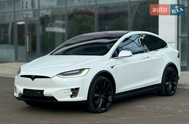 Внедорожник / Кроссовер Tesla Model X 2019 в 