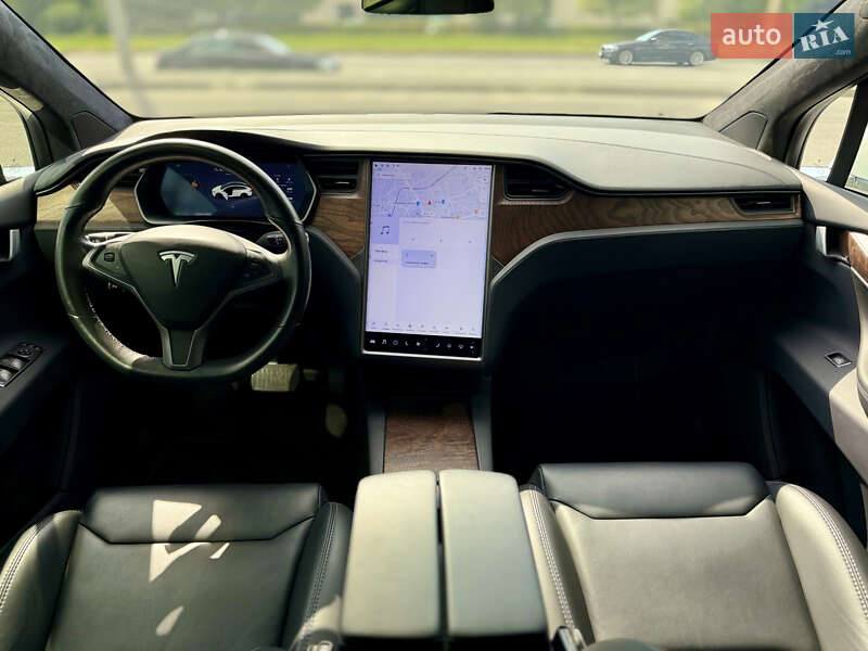 Позашляховик / Кросовер Tesla Model X 2019 в Харкові