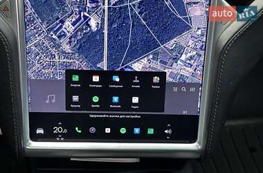 Внедорожник / Кроссовер Tesla Model X 2016 в 