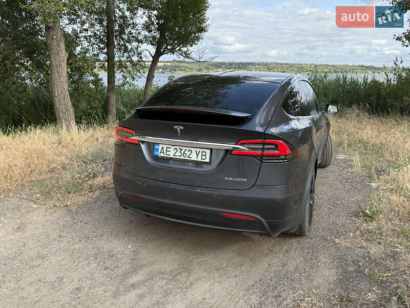 Внедорожник / Кроссовер Tesla Model X 2019 в Днепре