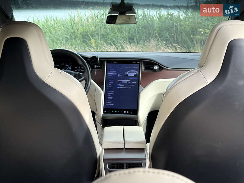 Внедорожник / Кроссовер Tesla Model X 2019 в Днепре