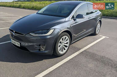 Позашляховик / Кросовер Tesla Model X 2018 в 