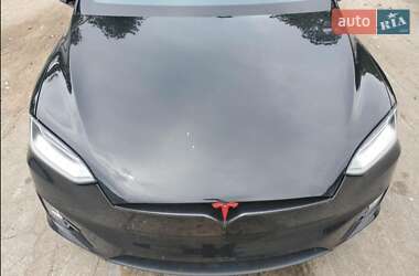 Внедорожник / Кроссовер Tesla Model X 2017 в 