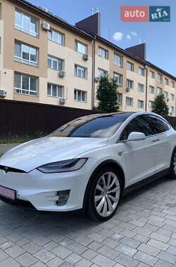 Внедорожник / Кроссовер Tesla Model X 2015 в 
