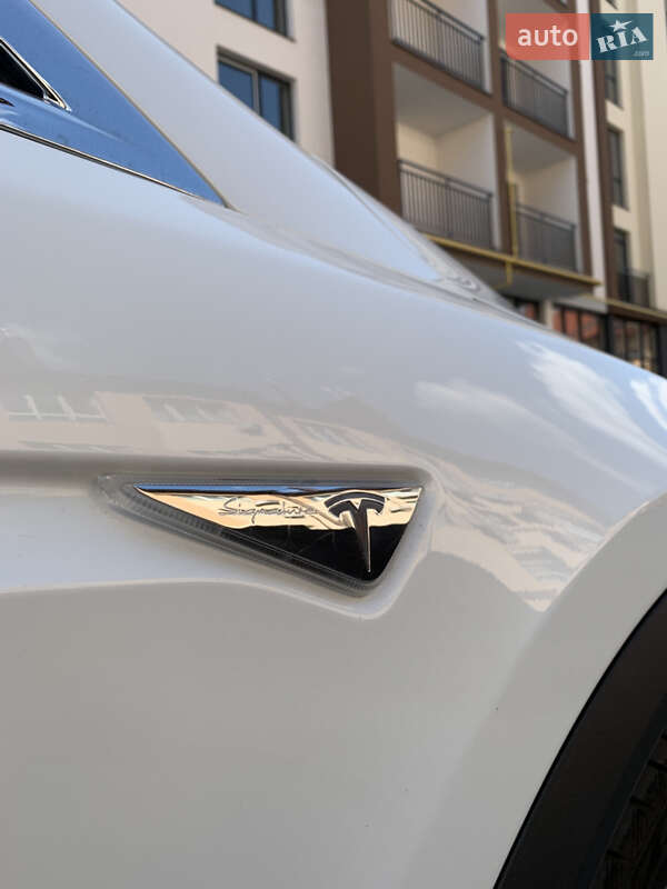 Внедорожник / Кроссовер Tesla Model X 2015 в Львове