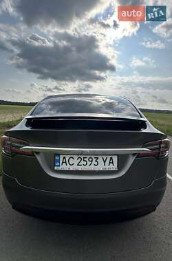 Внедорожник / Кроссовер Tesla Model X 2016 в 