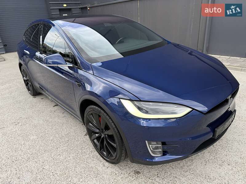 Позашляховик / Кросовер Tesla Model X 2019 в Києві