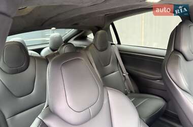 Позашляховик / Кросовер Tesla Model X 2019 в 