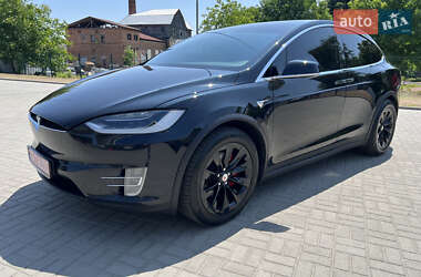 Внедорожник / Кроссовер Tesla Model X 2017 в 
