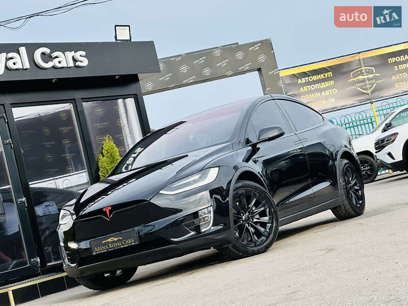 Внедорожник / Кроссовер Tesla Model X 2018 в 