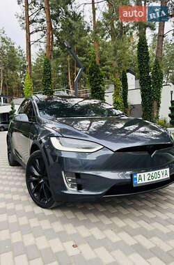 Внедорожник / Кроссовер Tesla Model X 2017 в 
