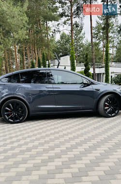 Внедорожник / Кроссовер Tesla Model X 2017 в 