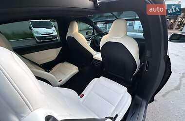 Внедорожник / Кроссовер Tesla Model X 2020 в 