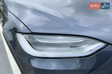 Позашляховик / Кросовер Tesla Model X 2022 в 