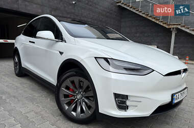 Внедорожник / Кроссовер Tesla Model X 2019 в 