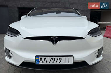 Внедорожник / Кроссовер Tesla Model X 2019 в 