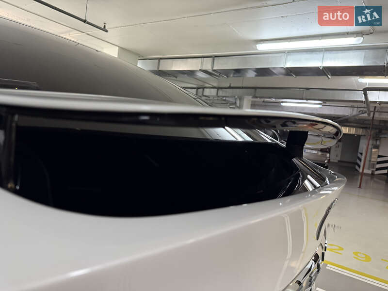 Внедорожник / Кроссовер Tesla Model X 2019 в Киеве