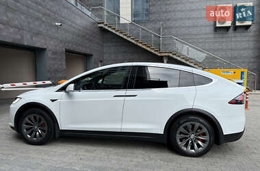 Внедорожник / Кроссовер Tesla Model X 2019 в 