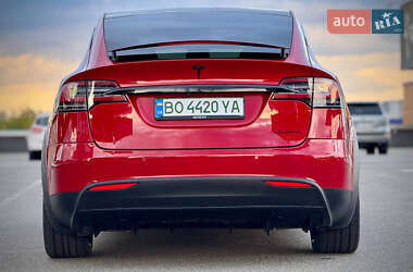 Внедорожник / Кроссовер Tesla Model X 2019 в 