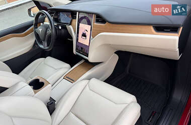 Внедорожник / Кроссовер Tesla Model X 2019 в 