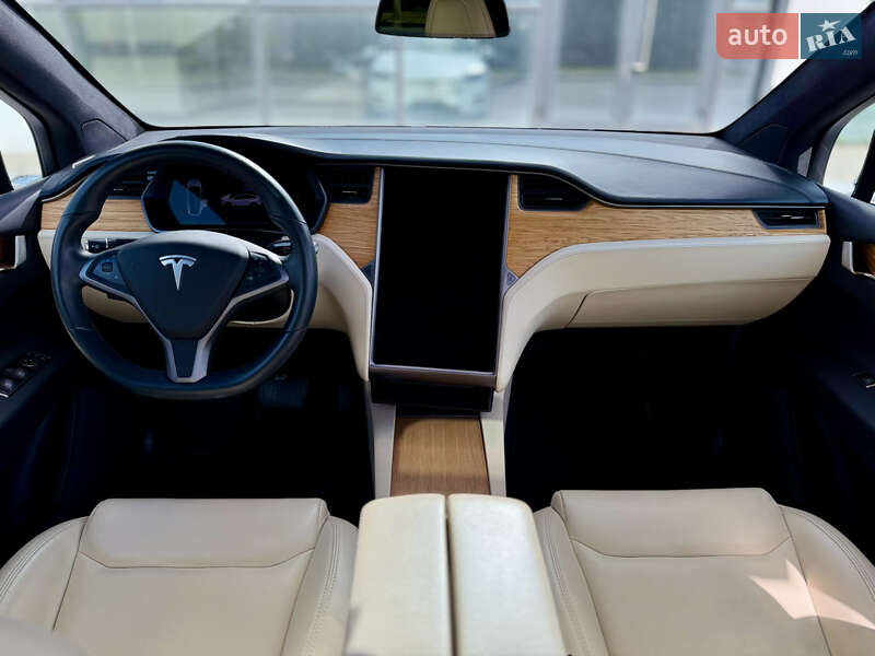 Внедорожник / Кроссовер Tesla Model X 2020 в Харькове