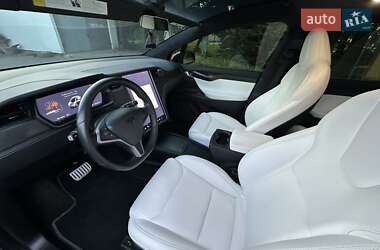 Позашляховик / Кросовер Tesla Model X 2020 в 