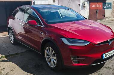 Внедорожник / Кроссовер Tesla Model X 2017 в Марганце