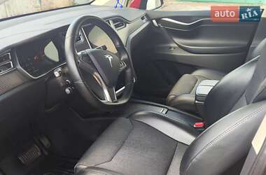 Внедорожник / Кроссовер Tesla Model X 2017 в 