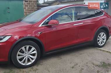 Внедорожник / Кроссовер Tesla Model X 2017 в 