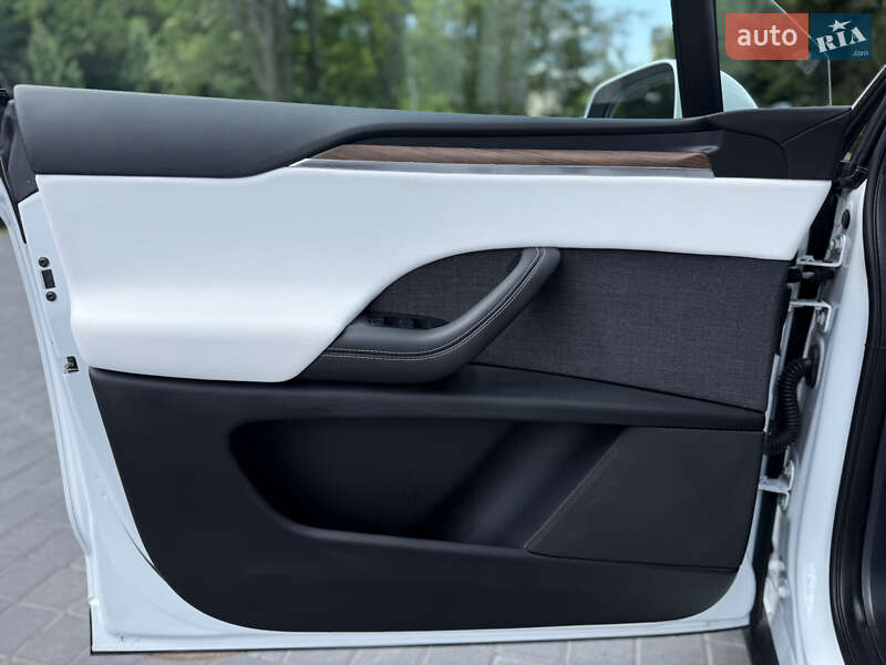 Внедорожник / Кроссовер Tesla Model X 2022 в Львове