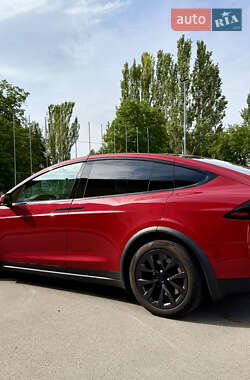 Позашляховик / Кросовер Tesla Model X 2022 в 