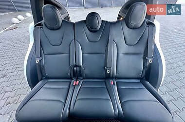 Позашляховик / Кросовер Tesla Model X 2022 в 