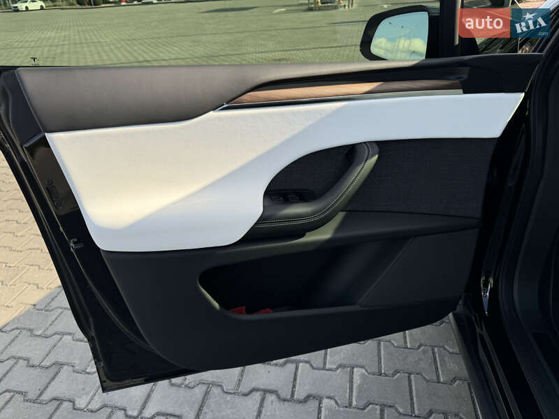 Внедорожник / Кроссовер Tesla Model X 2023 в Днепре
